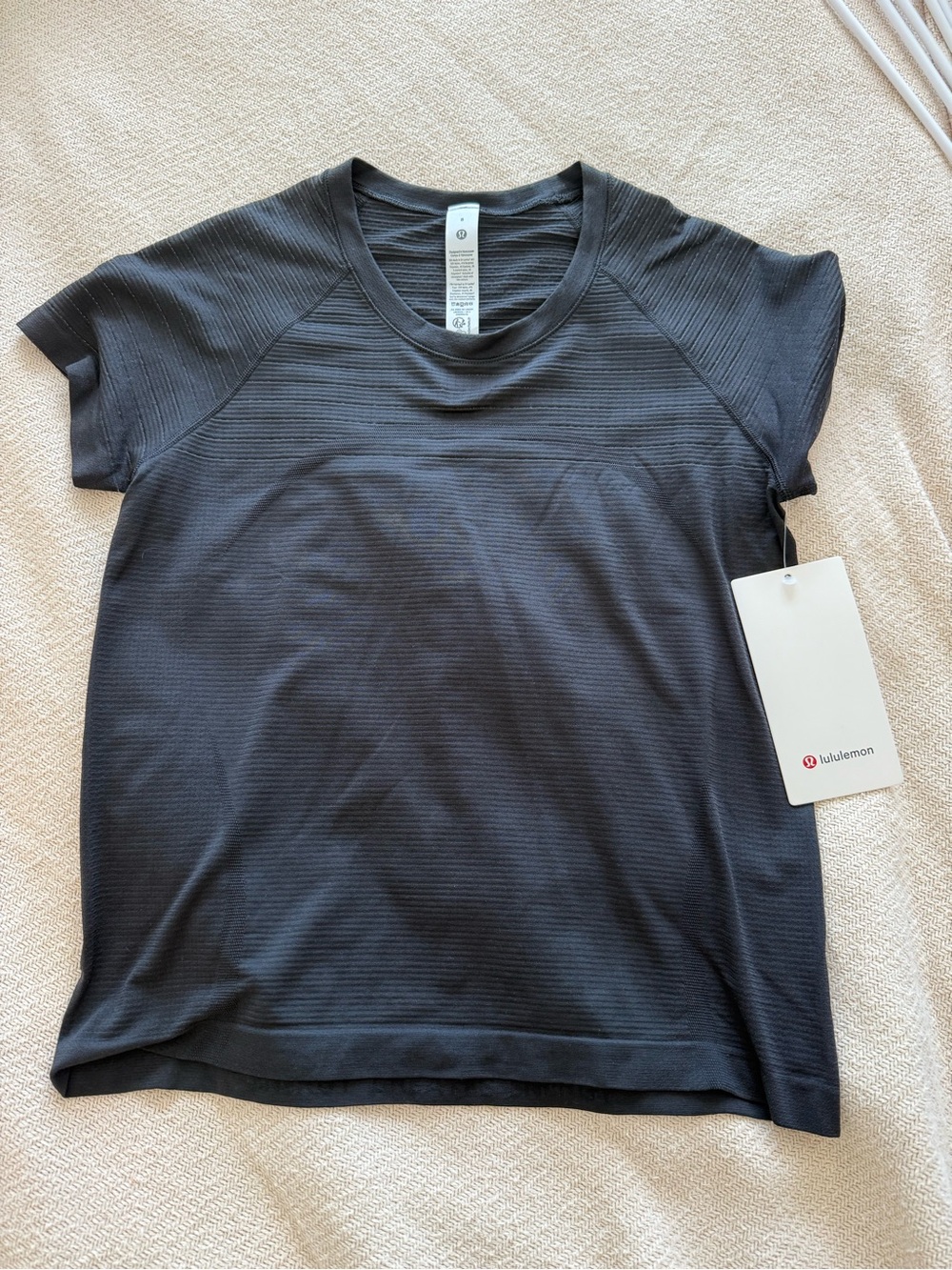 lululemon athletica Women's swiftly tech tee 2.0 race glow stripe
